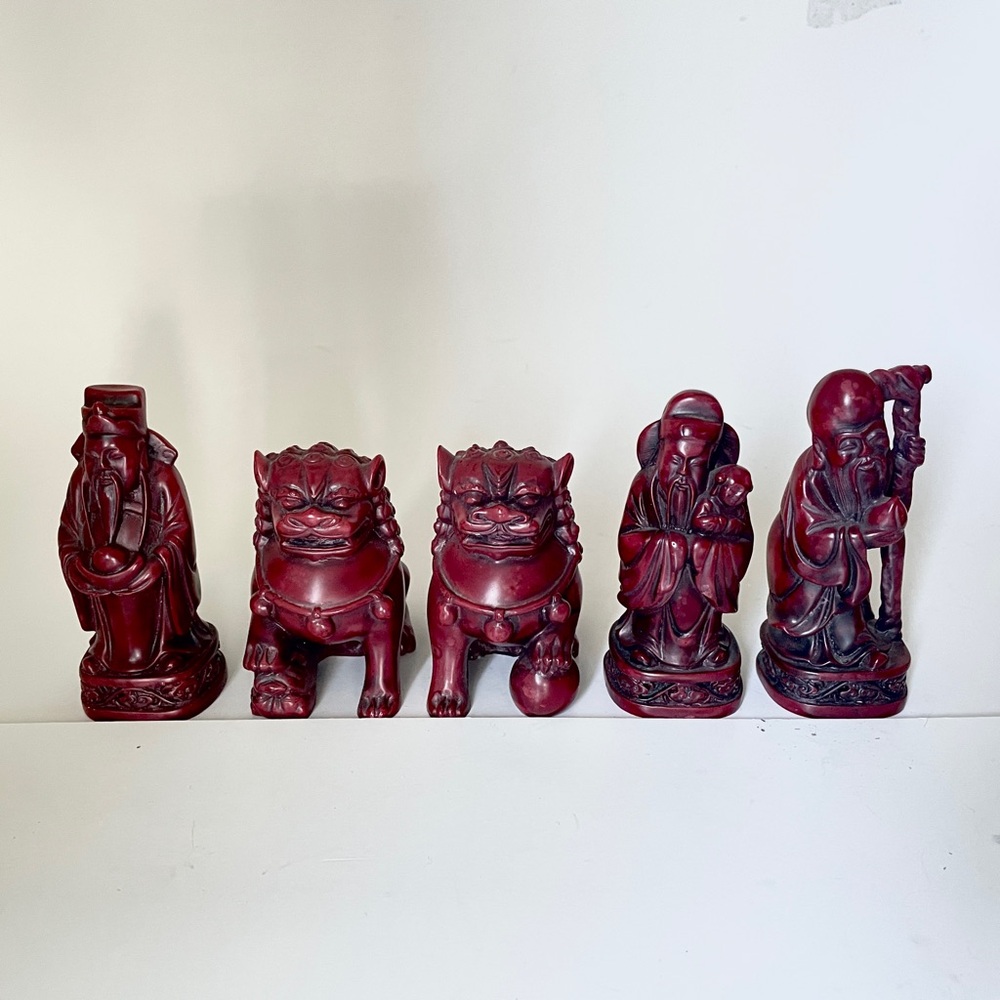 80’s Vintage Faux Cinnebar Chinese Resin Figurines Foo Dog Scholars Statue Set
